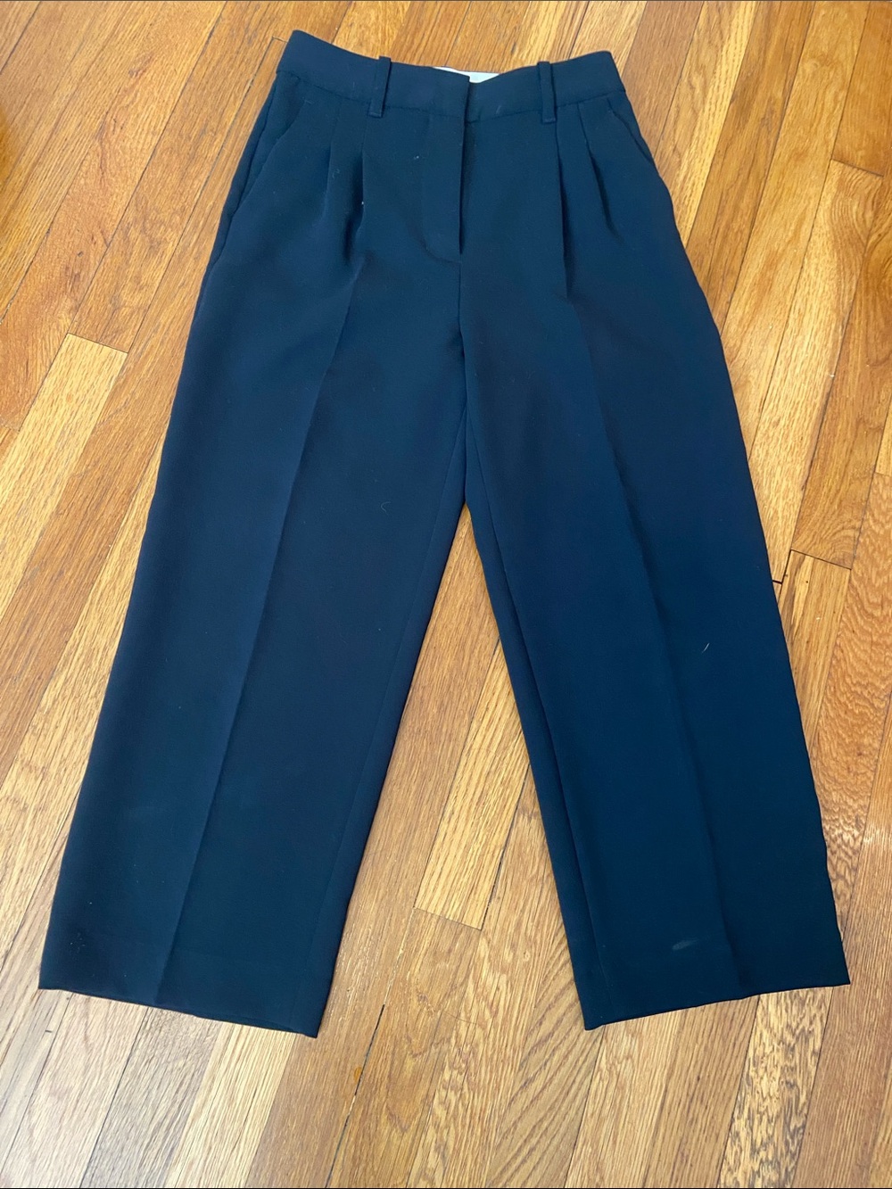 Aritzia Effortless Pants - Black